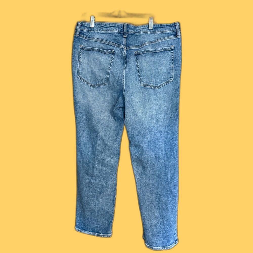 Old Navy Blue Boyfriend Jeans Distressed Style - Picture 2 of 3
